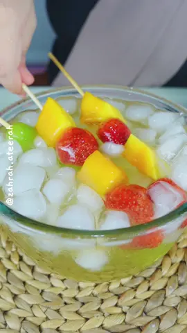 kali ini bikin ice water tanghulu tapi di pakein gulaaa #fyp #zahrahateerah 
