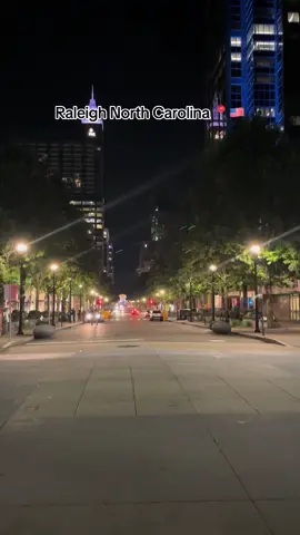 Vamos de rumba mi gente 📍🇺🇸 🌴🛫🏝️⛺️ #raleighnc #trend #foryou #parati #viral #greenscreenvideo 
