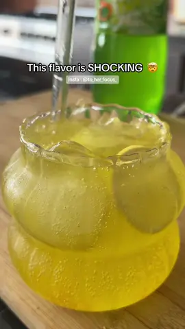 _• Do try this & let me know if you want more such combos🌝🤤👌 #Summer #drinks #mojito 