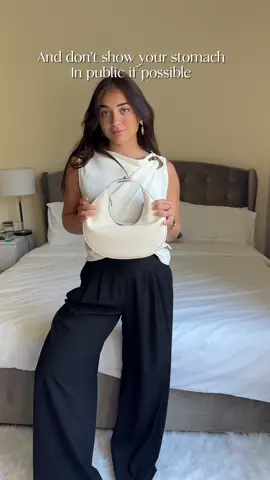 Regardless if your Muslim or not, ALWAYS BE RESPECTFUL.  My dms are flooded with questions about what type of clothes you can wear in Qatar. So I’m going to start a series to show you different outfits I wear for different occasions.  If I’m going to a shopping mall, there are certain things I look out for. For example, covering shoulders, knees and stomach.  If I’m going to a friends house, I cover my knees for the way there but my shoulders I don’t cover them.  If I’m going to a beach club I wear dresses or maybe I’ll wear long shorts. Hopefully this new series will help many new comer to Doha understand what’s allowed and what’s not! 🙏🏼  • • • #fashion #newtoqatar #newtodoha #expatindoha #movingtoqatar #doha #qatar #OOTD #fashiongram 