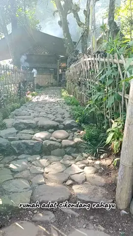 rumah adat cikondang #adatsunda #adatsunda #sundawiwitan #tradisi #adat #kampung #sunda #rumahadatsunda #bangunantua #fyptiktok #fyp #fypシ゚viral #tempo 