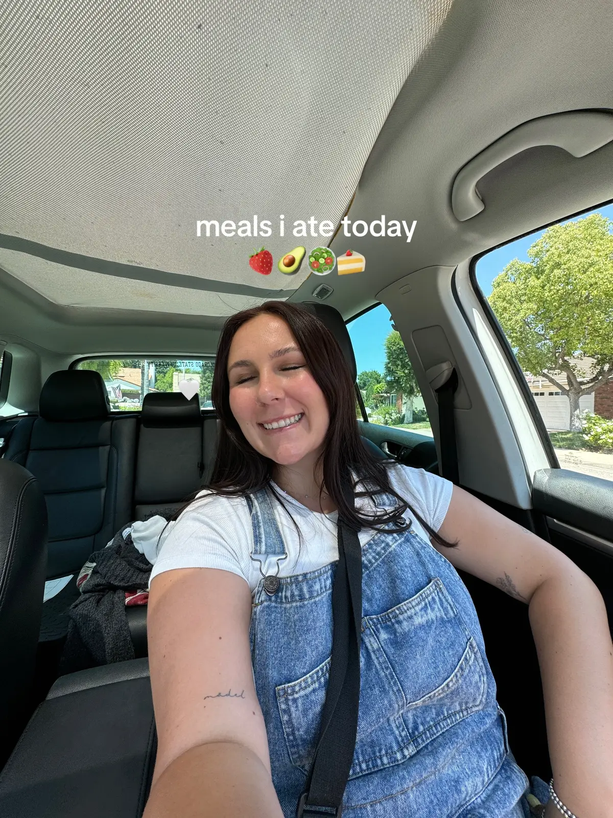 all the yummy plant based meals i ate today!! #whatieatinaday #whatieat #whatieatianday #whatieatinadayrealistic #whatieattoday #wieiad #wieiadrealistic #wieiadhealthy #plantbased #plantbasedrecipes #plantbasedrecipe #plantbasedmeals #healthyrecipes #healthymealideas 