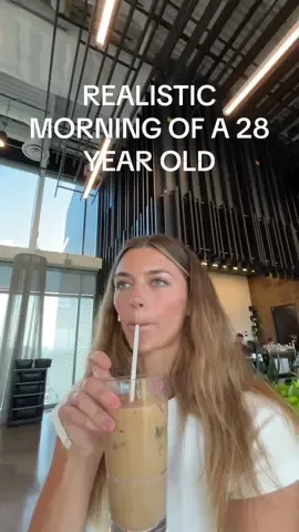 HAPPY WEDNESDAY!! love you guys #routine #morningroutine #asmr #relatable #corporatelife #Vlog #austin #corporate 