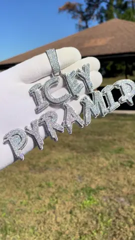 💎 Looking to customize your iced out letters or numbers?  We’ve got you covered!  💧3-4 Weeks Processing Time 💧All-Day Sparkle  💧VVS Shine & Quality 💧100% Satisfaction Guarantee  Order before processing time increases!  www.iceypyramid.com 👈🏼 . . . #custompendant #icedout #custom #vvs #diamonds #lil #jewelry #menstyle #StreetStyle #hood #iceypyramid 