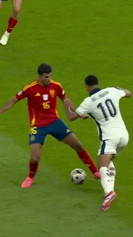 Bellingham vs Rodri 😮‍💨🥶 #EURO2024 #SpainvsEngland #England 