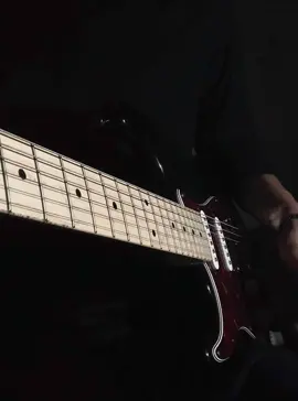 the walls with DONNER DST-152 GUITAR @Donner Music  #DonnerGearFest #donnerguitar #donnerelectricguitar #donnerartist #donnermusic #donnerdst152 #fyp 