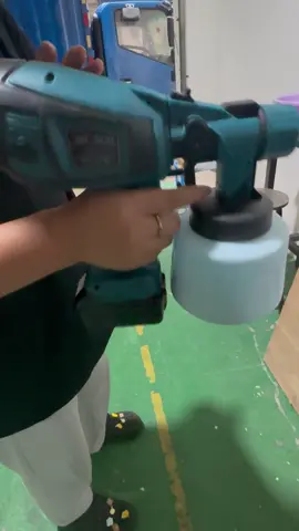 Cordless spray paint! For dewalt!spraypaint#tools #utilitytool #tiktokshop #hardware #spraypaint #householdtools 
