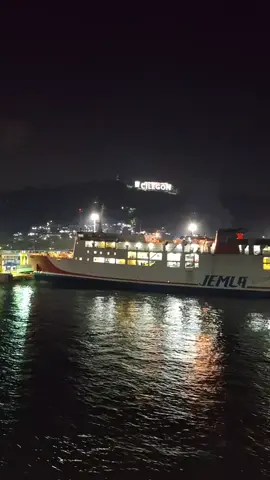 Cilegon 🔥 #merak #nostalgia #vibes #sadvibes #fyppppppppppppppppppppppp #tiktokviral #pelautindonesia🇲🇨🇲🇨 #pelabuhanmerakbakauheni #levelup #pelautpunyacerita 