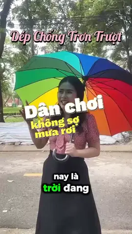 Test độ bám của dép chống trơn trượt trên nền xi măng có bám rong rêu#depchongtrontruot #lengoclan #tichlanreview 