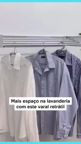 Este varal retrátil é ideal para apartamentos pequenos.  Quando não estiver em uso, basta fechá-lo para economizar espaço. Com 5 fileiras, ele suporta até 15 kg de roupas. Curtiu? Link na bio. #varal #casa #dicascasa #guiadecomprasuol #lavanderia #TikTokMadeMeBult #varalretratil 