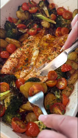 Let’s make a 2 course meal for under £10! You can make this mouthwatering, easy and healthy roasted seabass recipe, filled with roasted potatoes, vegetables and broccoli. Along with a refreshing, sweet, skilky mango sorbet for a total price of £8.84😍🤑 Ingredients from ASDA: - Tomatoes 69p - Red onion 18p - Lime 25p - Broccoli 79p - Soy sauce 59p - Potatoes 90p - Seabass £2.89 - Lemon 30p - Frozen mango £2.25 TOTAL £8.84 Method for roasted sea bass: Total cook time: Approx 35-40 minutes  Pre heat oven at 230c 1. Slice the baby potatoes in half and add to a baking tray with red onion. Drizzle a good amount olive oil so the potatoes are covered, paprika, garlic granuals, salt and pepper and place in the oven for 12 minutes 2. Turn the heat down to 220c, and add broccoli florets to the baking tray. Drizzle with soy sauce and lemon zest.. make sure to mix the broccoli in with the potatoes, so that everything is coated. You can also a bit more olive oil on the broccoli if needed. Cook for a further 13 minutes. 3. Lastly still at 220c, add in the tomatoes and seabass, and season the seabass with paprika, a drizzle of soy sauce, lemon juice, pepper and a knob of butter. Place in the oven for 12-15 minutes (check instructions on packet as might be slightly different). Enjoy🥰 Method for Mango Sorbet🥭 Total cook time: 5-10 minutes  1. in a small pan heat up 70ml of water with 50g sugar and a whole lime. Once the sugar dissolves move to a cup and let to chill 2. In a blender add the whole pack of frozen mango and the chilled lime liquid. Blend together until you have your sorbet mixture. Eat immediately or freeze and and serve when ready🥭😋 Follow for more budget meals❤️  #budgetmeals #recipeideas #mangosorbet #dessert 