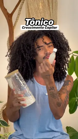 Quer fazer seu cabelo crescer ?? Então olha isso 🍚🌾  A água de arroz estimula o crescimento e o fluxo sanguíneo do couro cabeludo e auxilia no fortalecimento dos fios.  Normalmente uso antes e dormir e tiro na lavagem com shampoo do dia seguinte 🫧 #crescimentocapilar #aguadearroz 