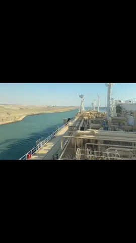 Gas Tanker Transitting Suez Canal and the Bitter lakes #suezcanal #bitterlakes #egypt #tankers #gastanker #LNG #seafarerslife #seafarerslifeonboard #seafarer #sailor #marineengineer #merchantnavy #suez #seama #ukseaman #uksailor 