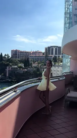 Dreamiest Marilyn Monroe vibe dress  from @Rebellious Fashion #rebelgal #holiday #tiktokmademebuyit #yellowdress 