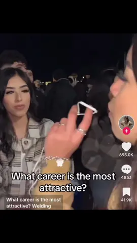 Did she lie tho 👀😂 #femalewelder #bluecollar #pipewelder #weldingtiktok #tigwelding 