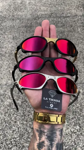 Los mejores modelos en Style Street 💎⚡️ Lente Torch 🙅🏻‍♂️👾 Envios contraentrega en todo el país 🇨🇴 Más información al ⤵️ 3️⃣2️⃣3️⃣8️⃣8️⃣7️⃣0️⃣9️⃣3️⃣5️⃣📱 #fyp #gafasbrasileñas #oakley #gafasdesol 