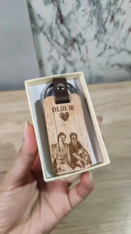 Personalized Wooden Keychain #personalizedgifts #engrave #keychainpersonalized #keychainengraved #laserengraved #personalizedwoodenkeychains 
