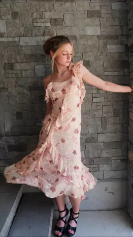 ✨ Bohemian goddess inspired romantic floral silk chiffon dress by @elenacollectionla !  Embracing the asymmetrical flow and feminine vibes effortlessly!✨ Stay tuned for your chance to see these amazing dresses on the runway! #twirlingintospring #dressdesigner #fashionstyle #couturefashion #romanticdress #BohoChic #FloralLove #SilkDreams #AsymmetricalBeauty #SummerStyle #FeminineFashion #EclecticElegance #ChiffonMagic #DressGoals  #FloralDress #BohemianStyle #SilkChiffon #GoddessVibes #FashionGoals #FeelGoodOutfit #summerromancebooks 