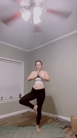 Good balance helps. My hip is still tight and this exercise should help.#stretch #stretching #morningroutine #balance 