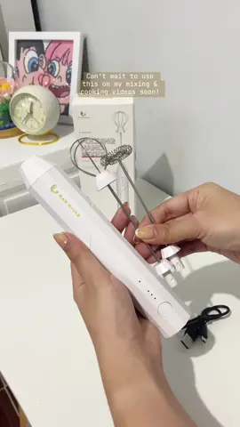 Mixing made easier! 👩‍🍳 #handmixer #hanriver #mixing #cooking #baking #mixer #foodtiktok 