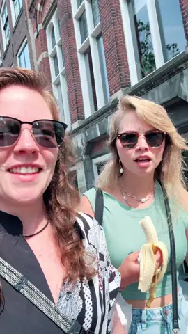 Left on the street for this one 😂 #trending #fyp #foryou #comedy #funny #jokes 