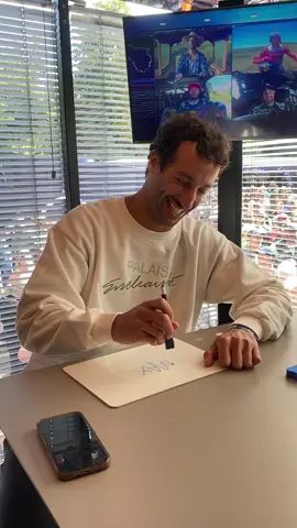 When you stain your favourite outfit 😭😭 #f1 #formula1 #Motorsport #danielricciardo #honeybadger  #redbullracing #goodwoodfos  @Red Bull Racing @Goodwood Festival of Speed 