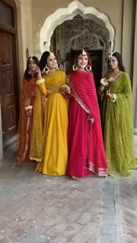 Mahndi Colours and Designs Beautiful ❤️😍#foryou #mahndidress#blackmaxidress #foryou #mahndidesign #mdkfashionhub 