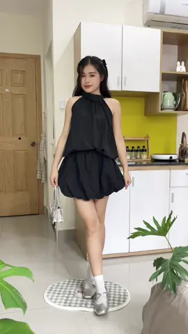Thử đầm bí phồng liền đi mn cute cực #junhin #thoitrangnu #reviewquanao #thoitrang #goclamdep #xuhuong #thegood #vaãyinh #phoido #phoidoxinh #outfit 