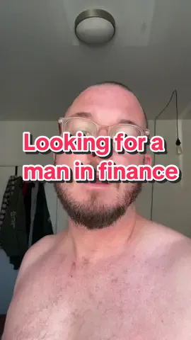 Fonance bros… This is my time for sympathy. We see you, we feel you… it’s gonna be okay! #heatwave #gay #gaytiktok #meninfinance #financebro #nyc #newyork #newyorkcity 