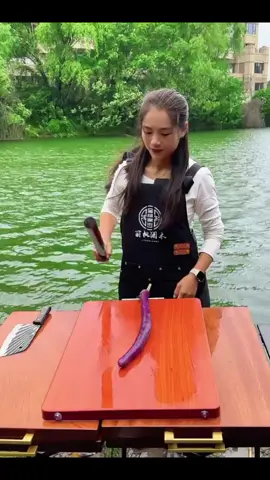 #tiktok #satisfying #awesome #trending #china #tiktokchina #viral #cooking #eating #cook #eat #tiktokfood #tiktokfoodie #hungry #tasty #delicious #yummy #Foodie #FoodLover #food #goodvibes 