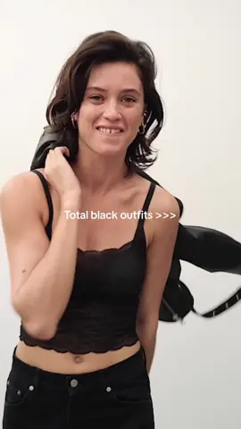 Total black outfits all year long #blackfit #OOTD #totalblack #lace 