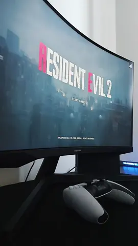 #residentevil #re2remake #re3remake #re4remake #re7 #re8 #leonkennedy #chrisredfield  #ethanwinters #playstation #nintendoswitch 