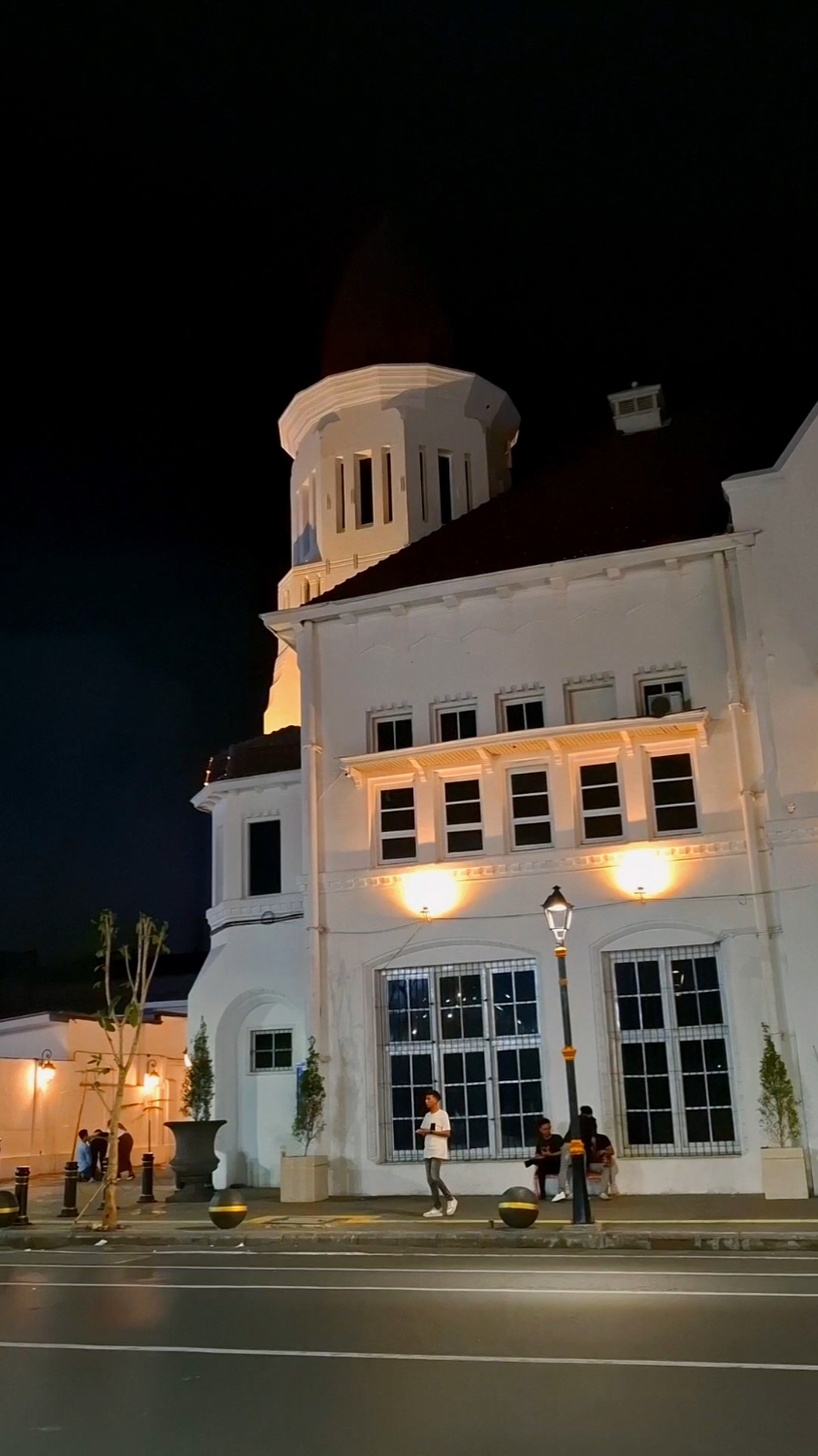 Mentahanmu kota tua surabaya #kotatuasurabaya #kotalamasurabaya #wisatasurabaya #surabaya #surabayatiktok #kotatua #suroboyo #vibessurabaya #mentahan #mentahanvideo #videomentahan #mentahankotatua #storywa #storyig 