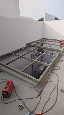 proses pengerjaan kanopi sliding #bengkellas  #kanopislidingotomatis  #kanopikacatempered #kanopiminimalismodern  #fypシ  #kanopikaca  #kanopikaca  #kanopitangerang #konstruksibaja  #carport  #kanopiminimalis 