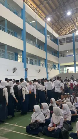 aku dan skandupa #skandupafans #smkn2palembang #stmsatoepalembang #stmstoryy🌻 #palembang #fypage #fouryoupage 
