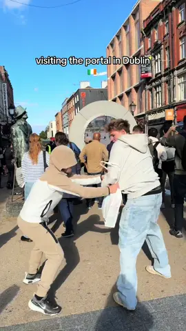 no words 😭 #nyc #dublin #portal @Ryan Mar 