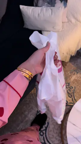 محتاجة رأيكم ♥️تعالوا على الأصفر في البايو⬆️#اكسبلور #السعودية #المدينه_المنوره #منتجات_للبشرة #عناية_بالبشرة 