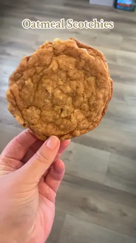 I cant make myself follow a recipe. Its like, I don’t like to be told what to do 😂😅 #Recipe #oatmealcookies #cookierecipe 