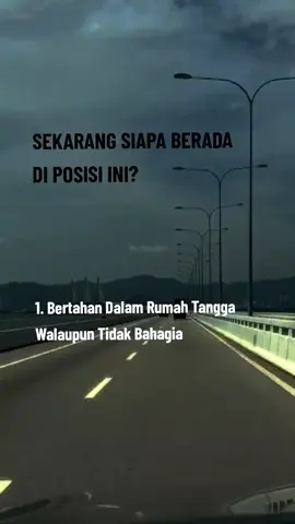 sakit tapi tak berdarah, berpisah itu sulit, bertahan itu sakit. #onthisday #assalamualaikum #fypシ゚viral #inceksteady #amr_zhn01 #onthisday #bertahan #purapurabahagia #tidakbahagia #jagahati #matirasa