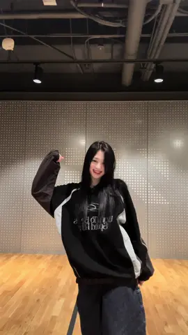 Million dollar baby-💸 #BABYMONSTER #베이비몬스터 #AHYEON #아현 