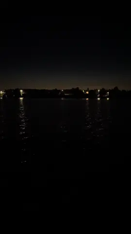 Sitting by the lake with friends at night is such a vibe