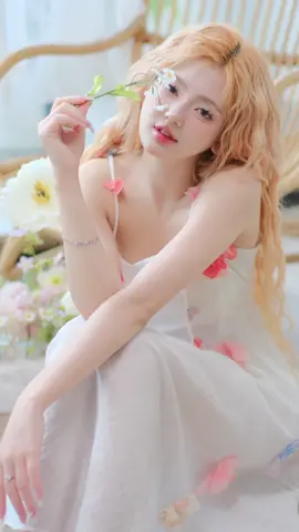 Em đã pha trà cũng đã cắm hoa🌸 #ndp_2002 #gcent 