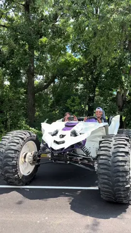 Big Turbo’d SXS + 44” Bogger = ??? New YouTube video is live, if you love sketchy carnage you’ll love this one 🔥 #sxs #turbo #boggers 
