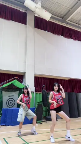 저희 춤선 비슷한가요 ? ?  #반해챌린지 ^^ #06 #fyp #dance #effecthouseYearEnd #추천 #08 #07 #댄스부 #반해 