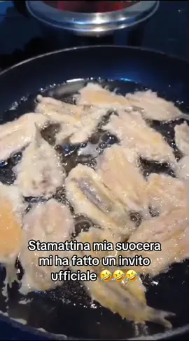 @user8651417375168 #nuora #suocera #figliomaschio che dite vado ? 🤣🤣🤣