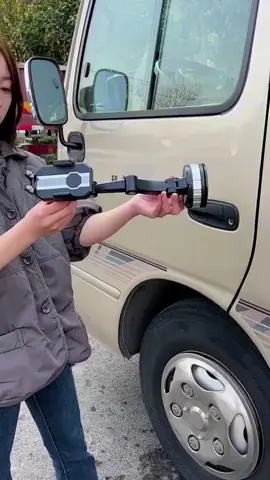 吸盤式車載手機支架，橫豎可調節，開車看導航可方便了#吸盤式車載手機支架 #車載手機支架