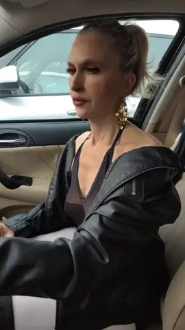 LA BOTTIGLIA... BIRICHINA! 🤭 #the_real_venere 