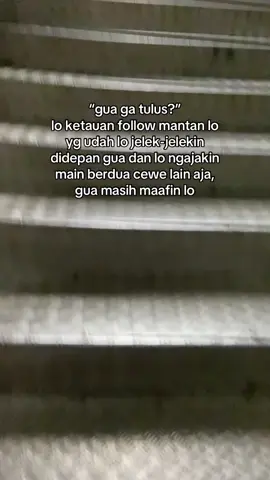 skrg dia merasa tersakiti huft