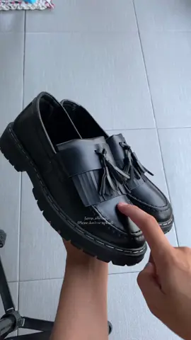 Replying to @⚜️𝐍𝐆𝐒•[ Shanzzz ]⚜️ leather quality yan mga bossing #loafers #loafersoutfit #j4m3s #j4m3s_affiliate 