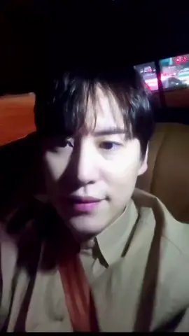 gmna nih cegil2nya kyu di panggil sayang🥰🥰 Kyu live weverse #kyuhyun #chokyuhyun #superjunior 